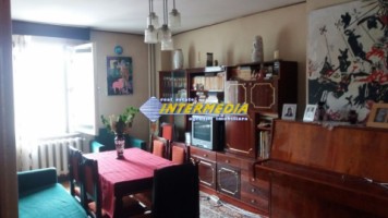 apartament-4-camere-de-vanzare-centru-3